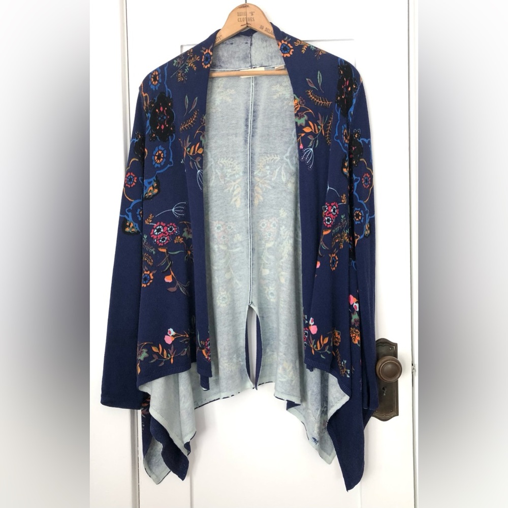 Open-front long lightweight sweater, size M. Anthropologie.